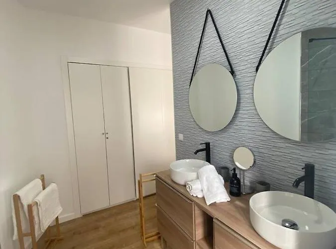 El Portal Del Romanico